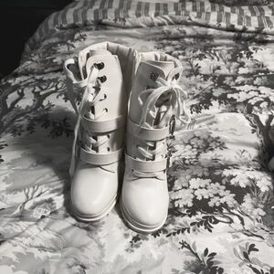 Shoe Dazzle White Combat Boots with Textured Sole